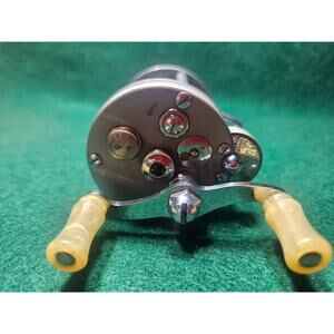 Vintage Pflueger Nobby 1963C Baitcasting Fishing Reel, Levelwind